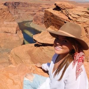 Meet your Posher, Katie